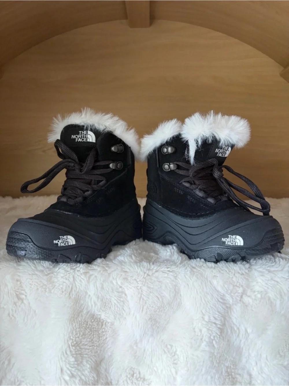 ✨$65✨NEW•The North Face Teen Shellista Lace V Boot | Black | Kids 10